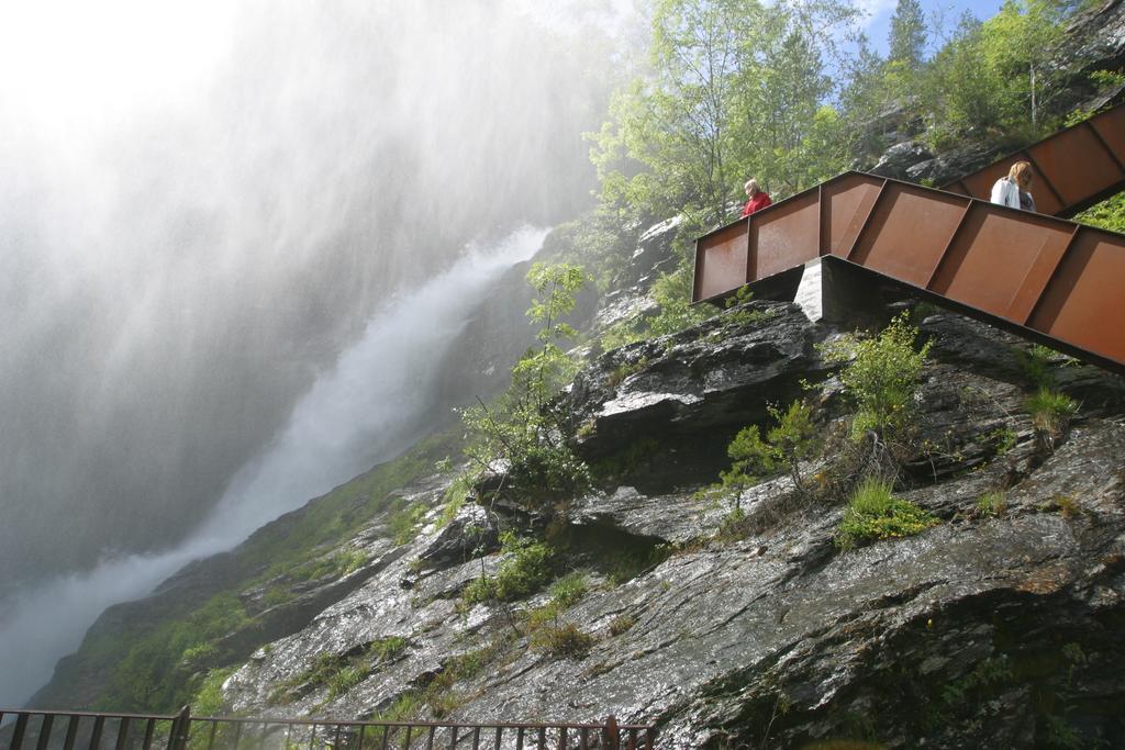 Sauda Fjord Camping Saudasjoen Exterior photo